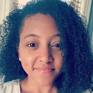 Meet your Posher, Tanazia